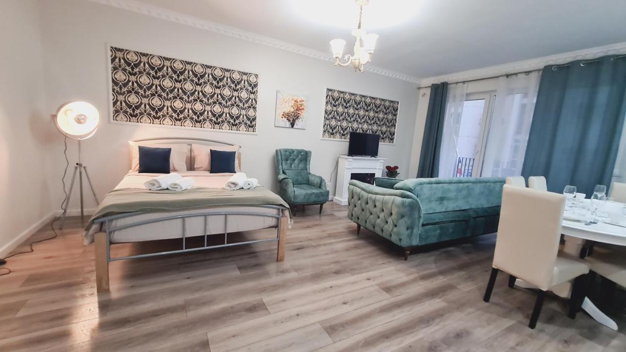5* Luxury Near Avram Iancu Sq New. Private Parking Apartment Cluj-Napoca Ngoại thất bức ảnh